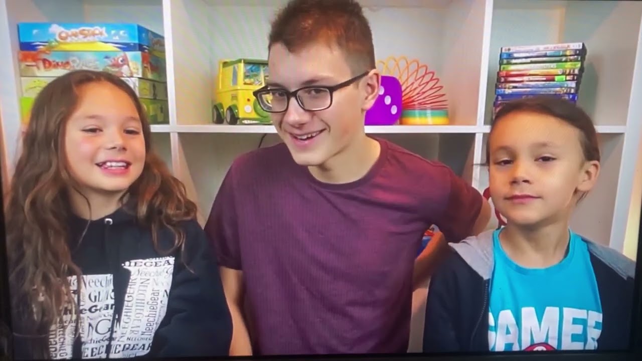 d-three kids reacts to my little pony 1 teaser trailer 2