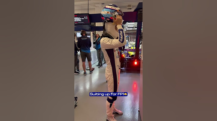 Franco colapinto saliendo a las practicas libres 1 en las vegas f1