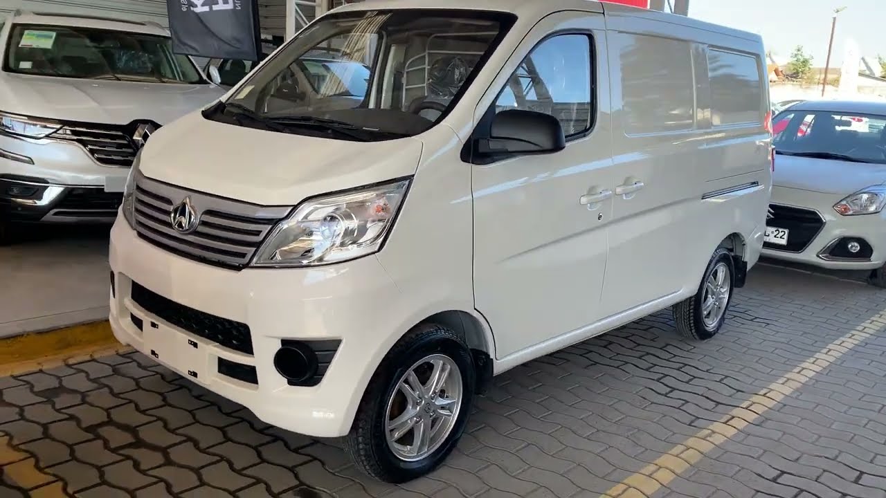 Presentación CHANGAN M201 furgón cargo de Andrea Hermosilla