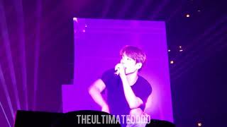 #btsworldtour JUNGKOOK showing JIMIN's abs FANCAM @SO WHAT@ #BTSLOVEYOURSELFTOUR in CHICAGO 06102018