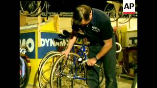 SIX-DAY CYCLE RACE - COLOUR