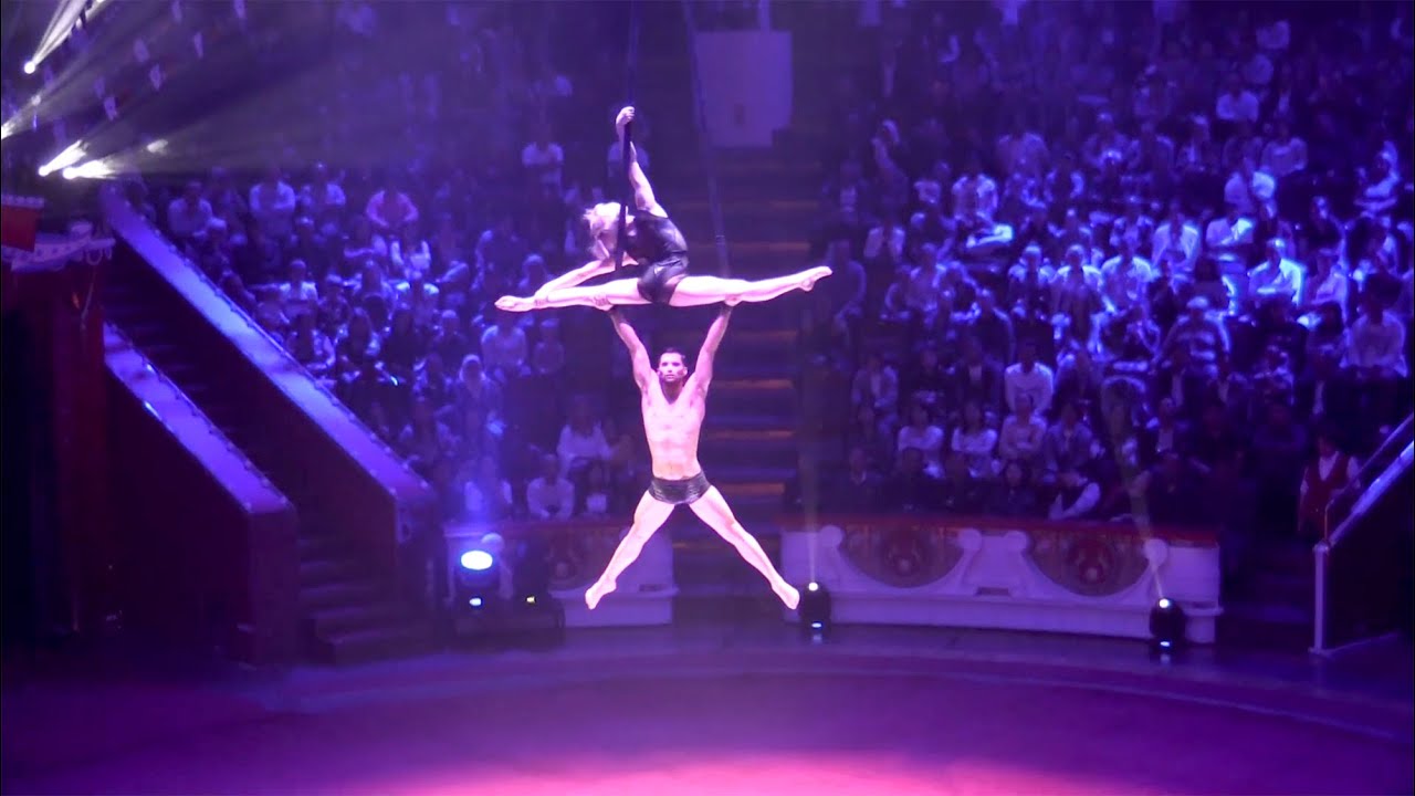 Queen Who Wants To Live Forever | RexRed Romance