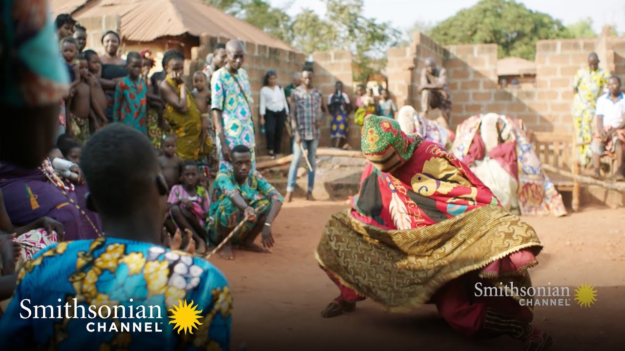 A Dazzling Ceremony for Alewammon 💃 Warrior Women With Lupita Nyong’o | Smithsonian Channel