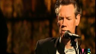 Vignette de la vidéo "Randy Travis & Josh Turner - Three Wooden Crosses (HQ)"