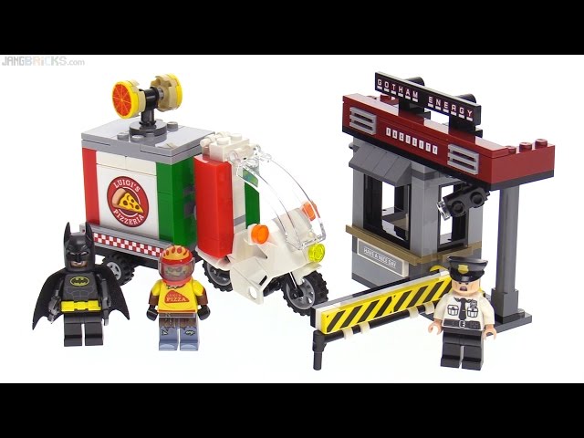 First look at the Lego Batman Movie set 70910 - Scarecrow's Pizza