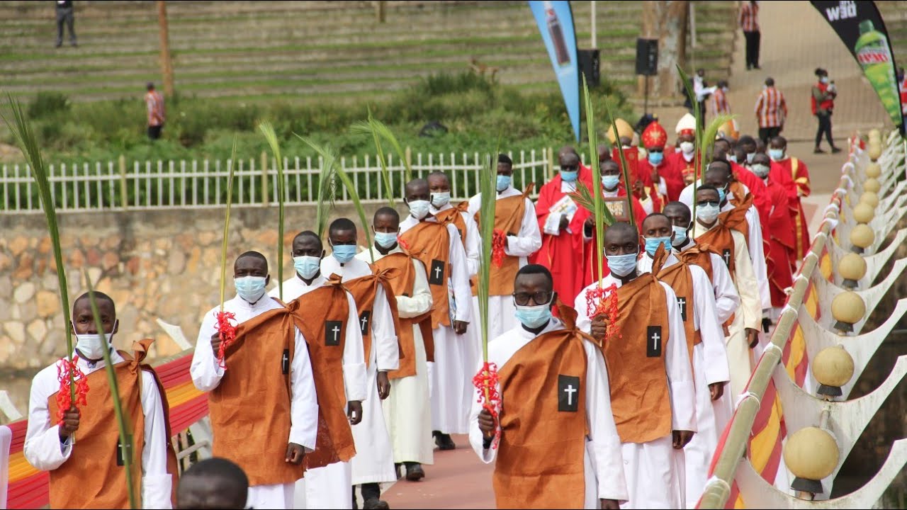 UGANDA MARTYRS NAMUGONGO - ENTRANCE PROCESSION 2021