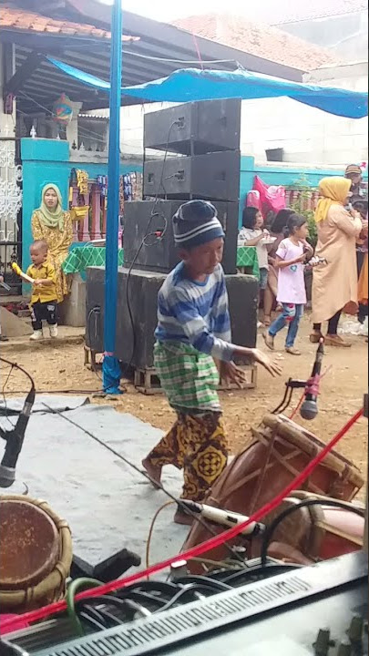 seni topeng bekasi mekar harum sari grup