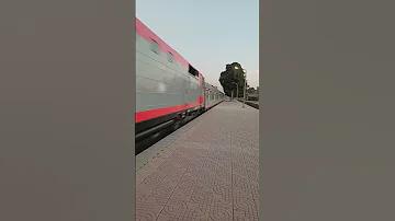 حد عارف القطر دة رايح فين Automobile Train Ship Military Travel المنصه Memes التغطيه 