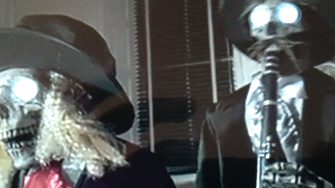 Jangling Bones Trio - Spirit Halloween