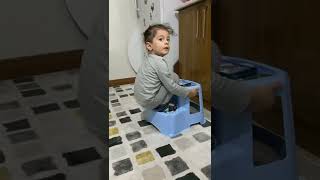 - Annecim Ne Yapıyorsun Orda - Kaka Yapiyommmm