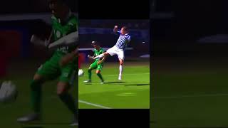 GENIUS Dribble That Shocked The World 🤯🌍 #football