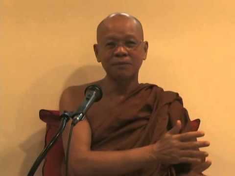 Questions and Answers with Phra Ajaan Uthai Siridharo (with English subtitles) thumbnail