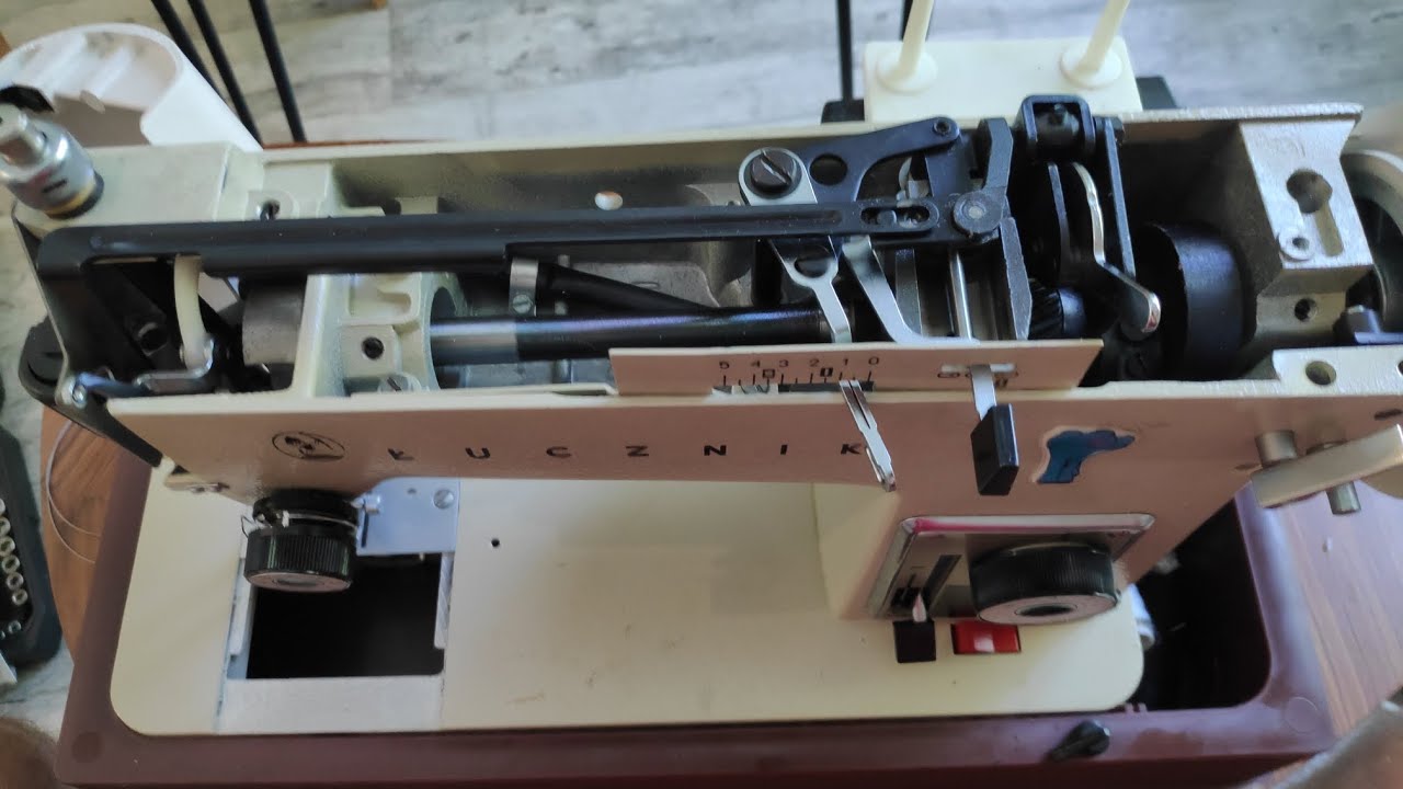 Naprawa zapieczonych dźwigni w maszynie Łucznik 451