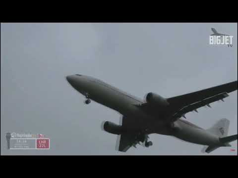 Air Algérie Spectacular Crab Landing In London 