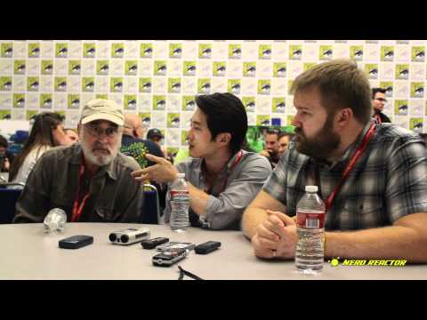 Robert Kirkman, Steven Yeun, Jeffrey DeMunn Interv...