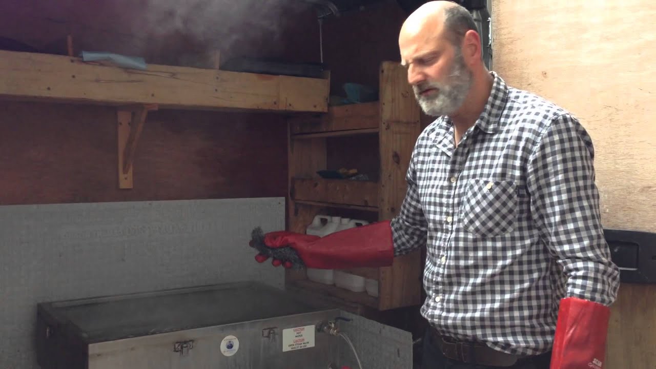 Dirtbusters gas van mounted oven cleaning tank demo