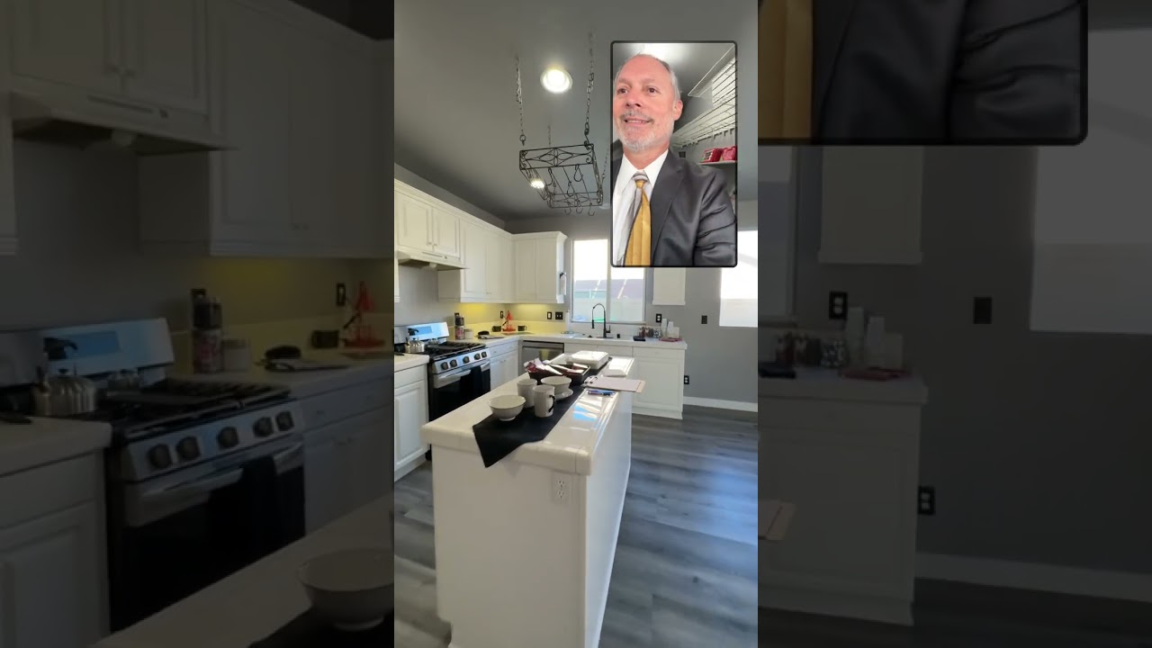 Move in ready huge house in Lake Elsinore ￼