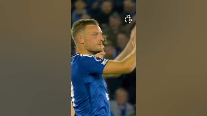 Jamie Vardy gatecrashes Spurs' party
