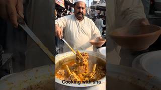 Aslam Khan selling whole mutton paya nashta 🤩🤤 #shorts #youtubeshorts #reels #food #streetfood
