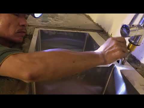 ốp gạch mặt trên bàn bếp ga nắp chậu rửa l sầu riêng xanh