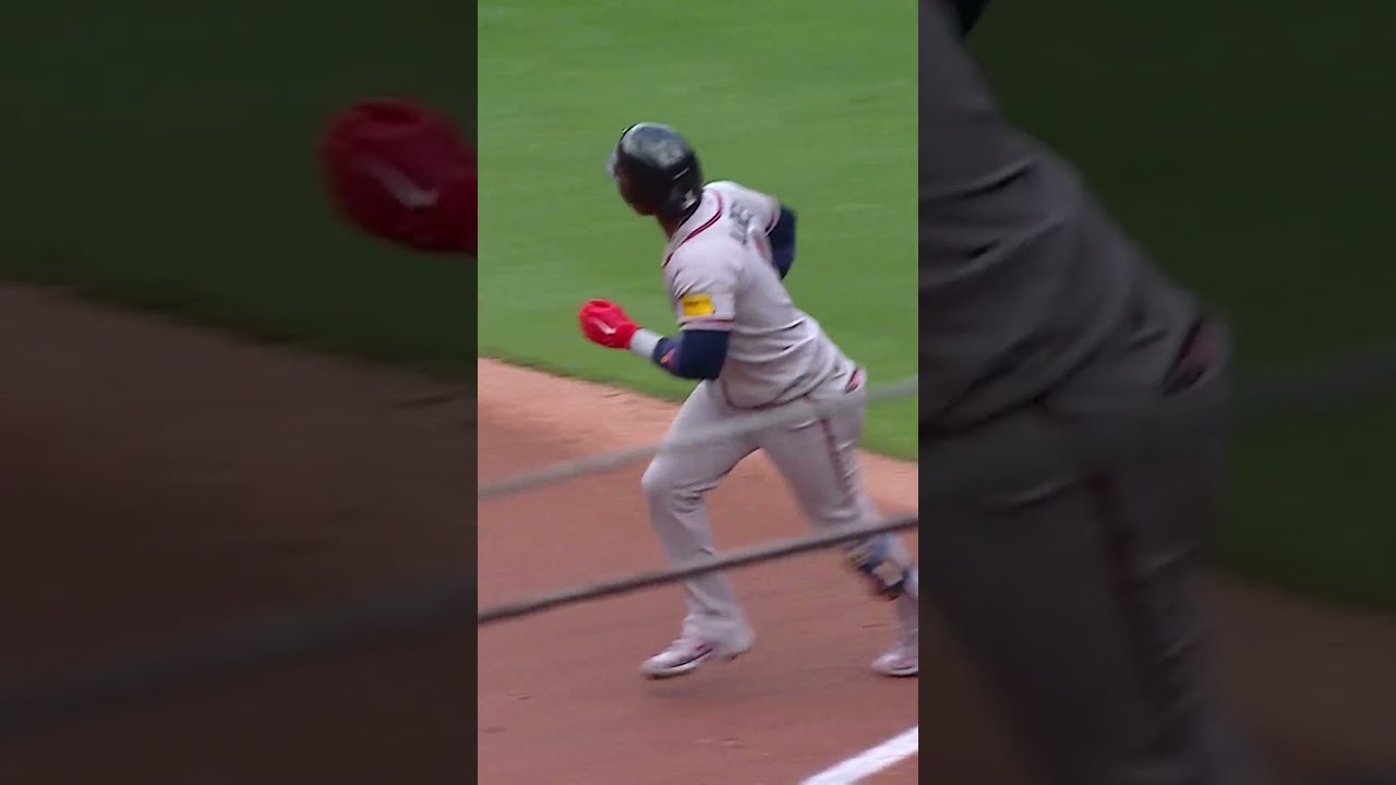 Bo Bichette makes the tough defensive play 😤 #mets #mlb #baseball #sports #highlights #braves