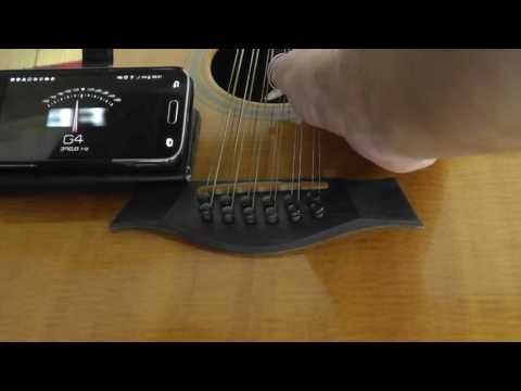 Video: Wie Man Eine Zwölfsaitige Gitarre Stimmt