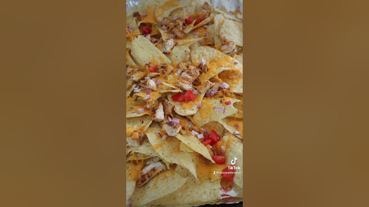 Easy Snack or Lunch. Nachos!
