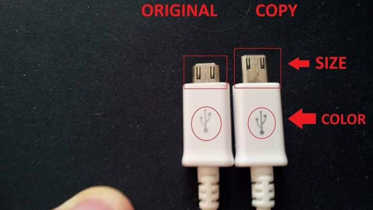 Копии лучше оригинала. Зарядка на айфон оригинал и копия. Оригинальный зарядный кабель от айфона. Оригинальный и китайский кабель на айфон.