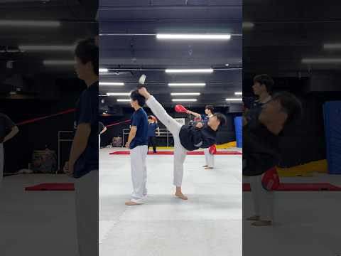 [K타이거즈] 종이컵 맞추기 🥋 #K타이거즈 #태권도 #종이컵 #챌린지#Ktigers #Taekwondo #<strong>TKD</strong> #challenge
