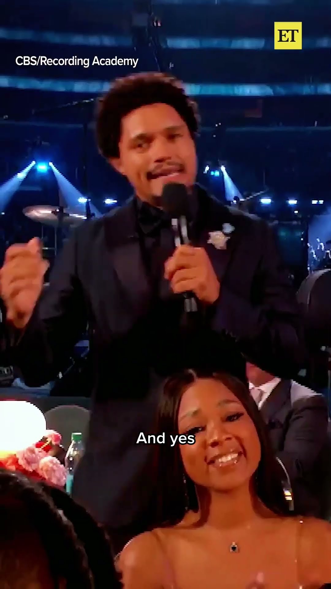 Taylor Swift and Cynthia Erivo can't contain their laughter during Trevor Noah's #GRAMMY monologue ?