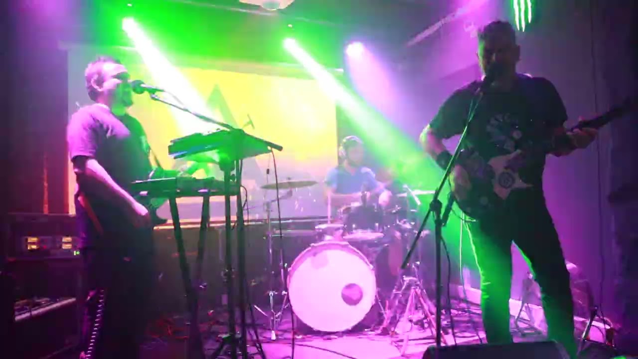 Air Lines - Politik Tok live @Encore Club