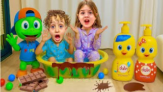 Kuzey Eli̇f Pepe Banyo Yapmamak İçi̇n Annesi̇nden Kaçti Napcaz ??