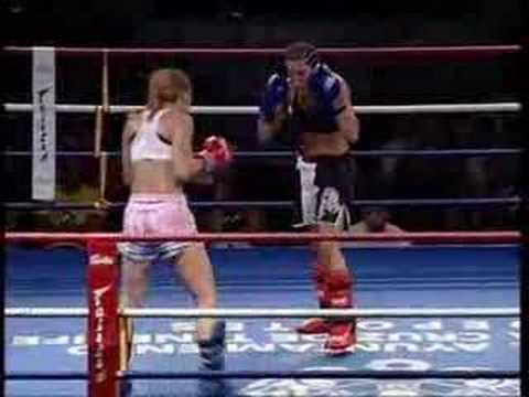 mar rodriguez vs leticia kickboxing (2parte)