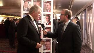 Denis O'Brien of Digicel wins the editor's award at the GTB Innovation Awards 2013