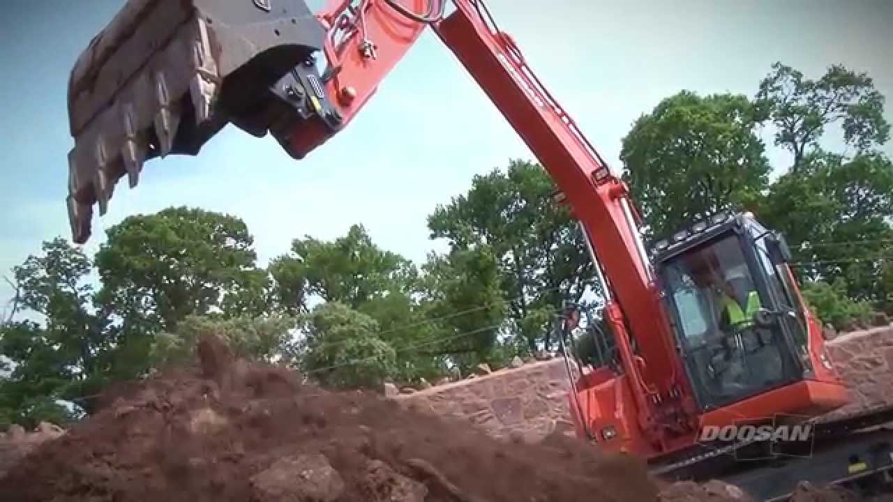 Doosan Excavator DX140LCR3 At Work Doosan Equipment Europe YouTube