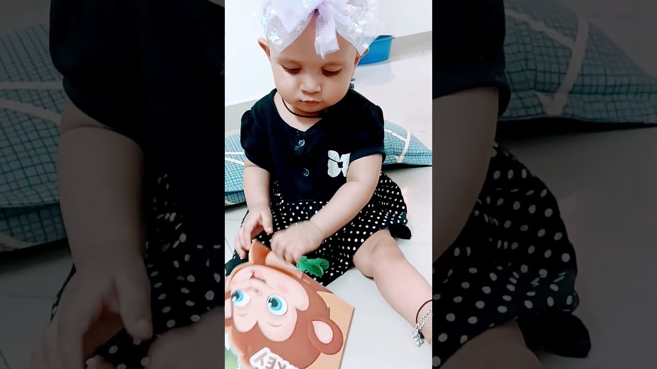 Baby's Love For Books | My First Shaped Board Book |