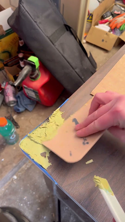 How to use Bondo Wood Filler to Fix Wood Furniture Damage! #diy #furnitureflip #woodworking #repair