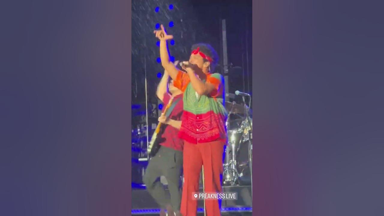 Bruno Mars performing ‘24k Magic’ last night at the Preakness Love