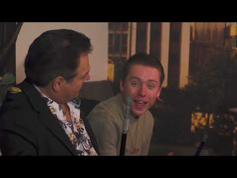 sidney bischoff FT. Sidney JR helemaal lijp met m'n shishapijp