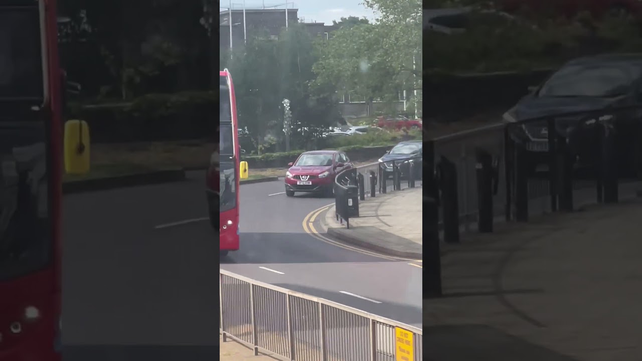 36579 on route 296 and ‘HAVING ELECTROLINERS SOON’ - 19826 on route 86! 