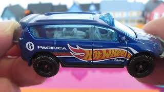 Player Profile Chrysler Pacifica - Hot Wheels Toy Van / Car Unboxing and Review - HW Race Team Series - Blue