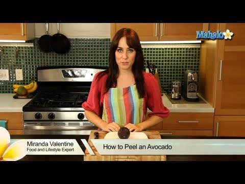 how-to-peel-an-avocado