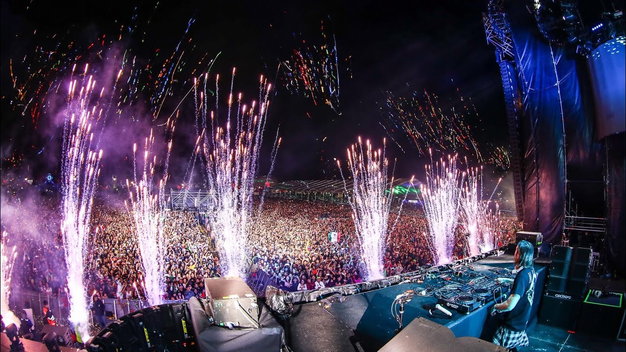 Alesso , Hailee Steinfeld -  Let Me Go  Ultra Mexico 2017