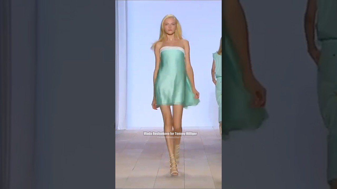 vlada roslyakova blue dress vlada and her iconic blue dress #vlada #vladaroslyakova #fashion #model #runway