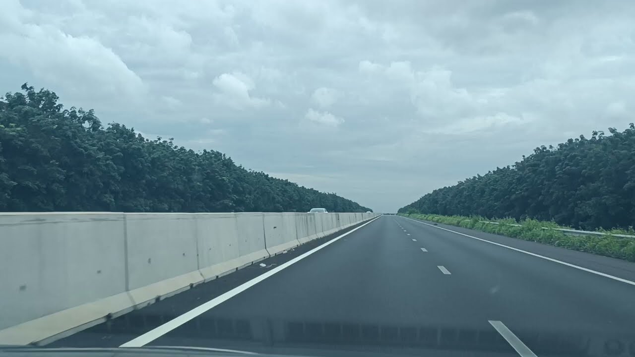 Saigon to Phan Thiet by Car | A 3-Hour Scenic Drive