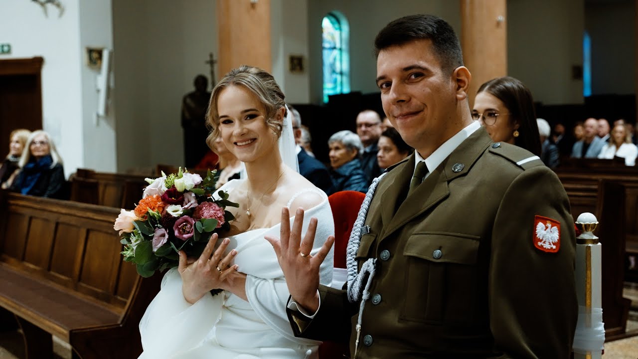 M&M Wedding Trailer / asysta wojskowa