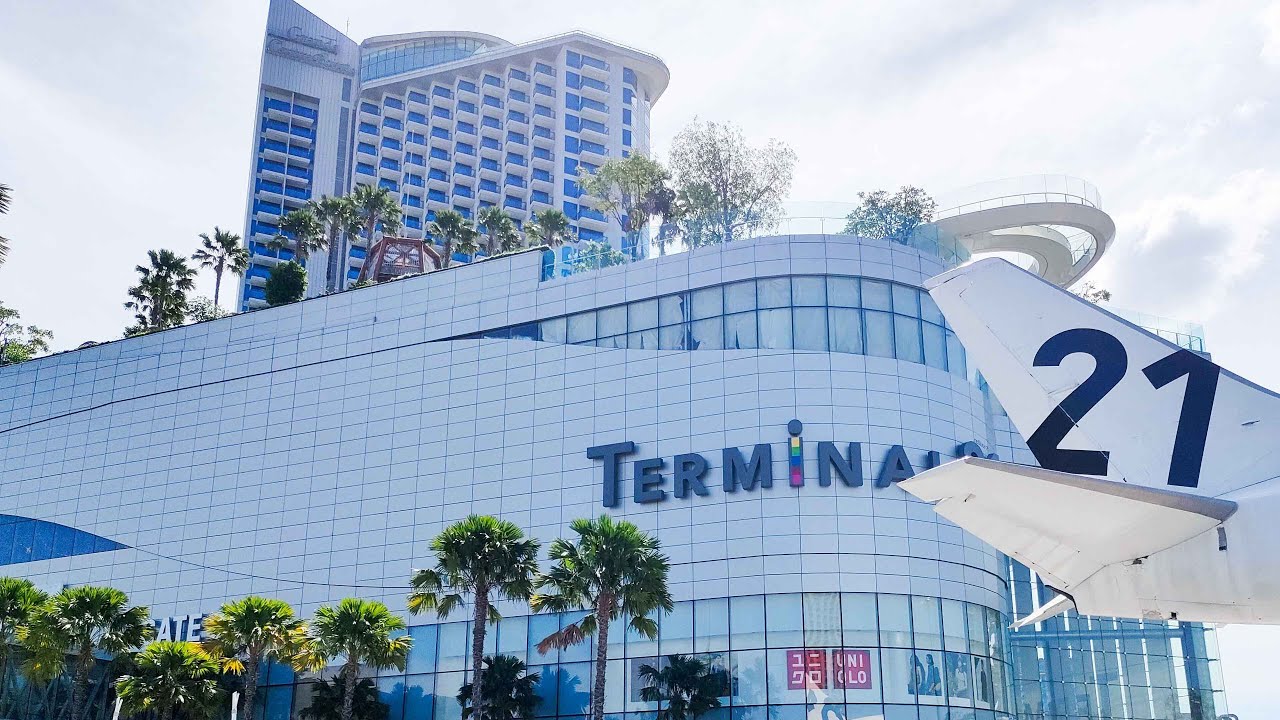 Terminal 21 in Pattaya, Thailand (PIER21) - YouTube