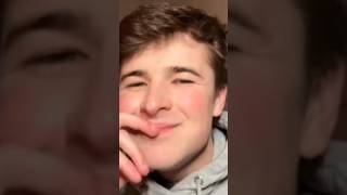 Harry Sissin is SO hard to watch😬😬😬