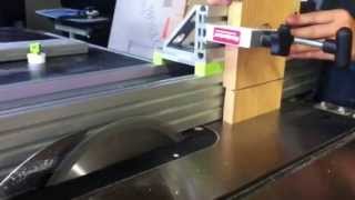 T-track fence tenon jig I had some leftover 8020 parts and made this sliding tenoning jig that rides along my woodhaven t-track fence faces. The glides are