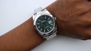 Rolex 126300 Datejust 41 Mm Smooth Bezel Mint Green Dial Oyster Bracelet Complete Set 2025